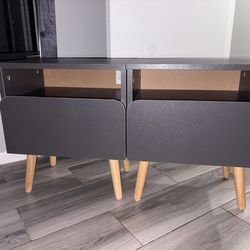 Queen bed, dresser and 2 night tables