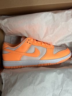 Nike Dunk Low Peach Cream Size 9W/7.5M