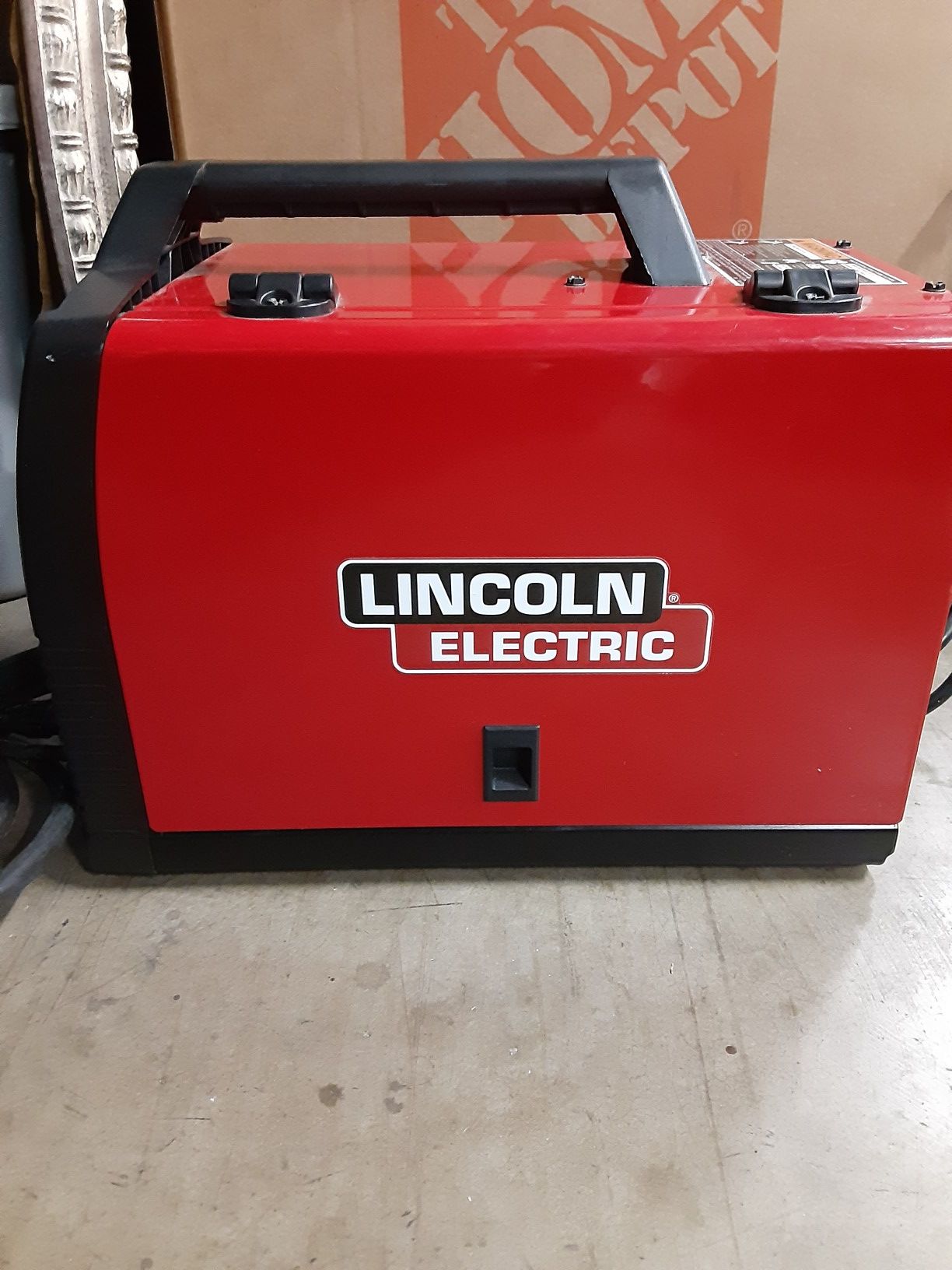 Lincoln Electric Weld Pak 125 HD WireFeed Welder for Sale in Anaheim