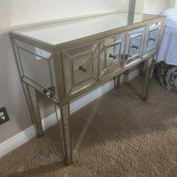 Mirrored 4 Drawer Cabinet