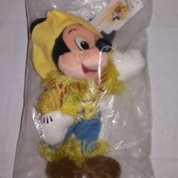 New Disney Scarecrow Mickey W/ tag Beanie Baby