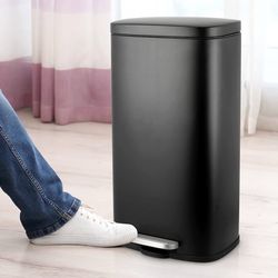 O373 $35  8 Gallon Step Trash Can, Stainless Steel Garbage Bin, Soft-Close Rubbish Bin with Removable Plasti