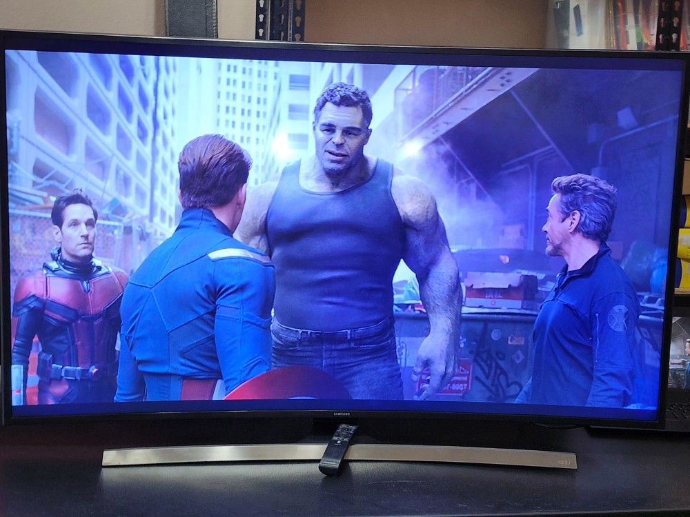 BAD SCREEN Samsung 55-inch UHD 4K Curved Smart TV JU6700 Series 6