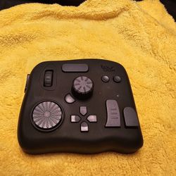 TourBox NEO Editing Controller – Like New, Perfect for Creators!