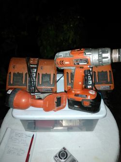 Ridgid - 2 - double chargers, drill, bat, light