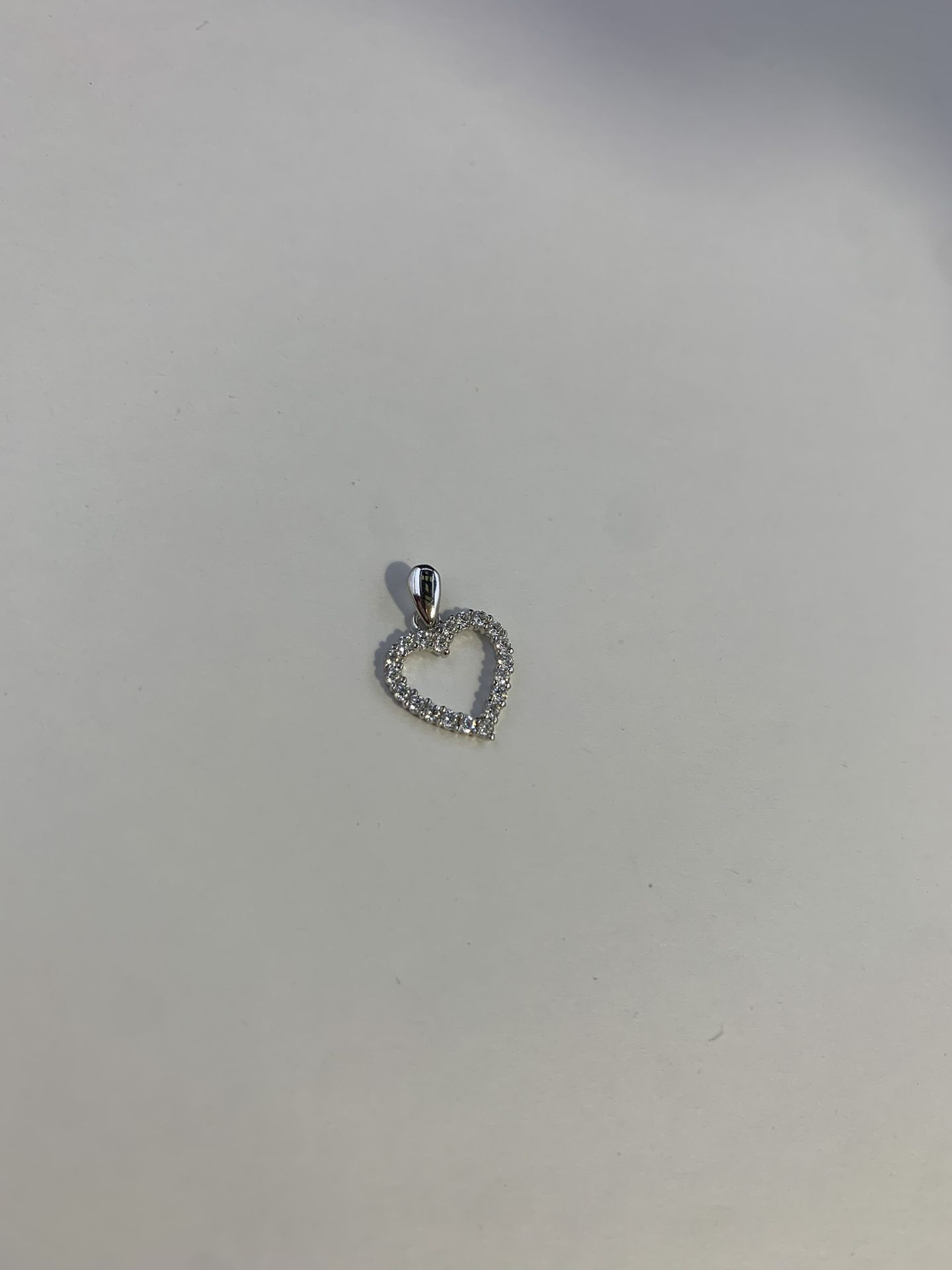 14k White Gold Pendant