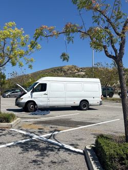 2005 dodge sprinter 3500  for part