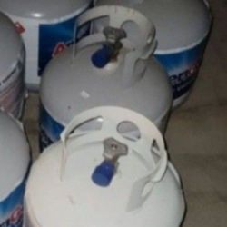 New Full Propane Tanks Firm Price 