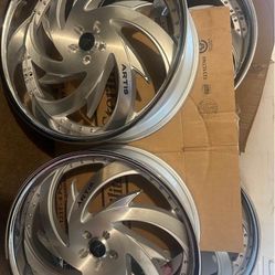 New Artis Rims 26s Staggered  2500Cash