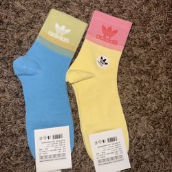 💖 Adidas Style Crew Socks – Colorful & Comfortable (2 Pairs)
