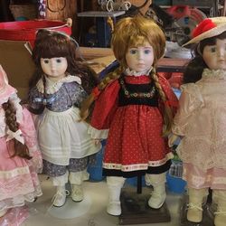 5 Vintage Tupperware Porcelain Dolls