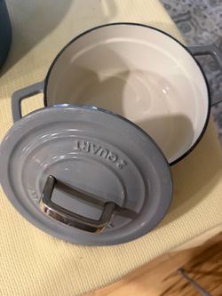 Collector Martha Stewart 2 quart Dutch oven Grey