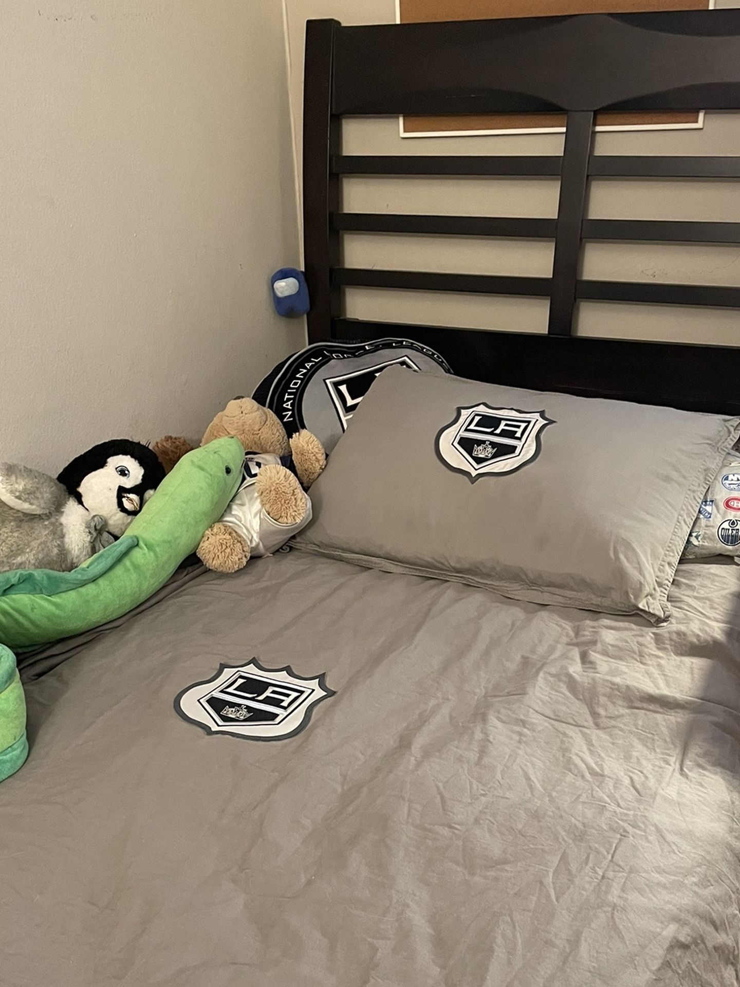 Espresso Twin Bed With Mattress