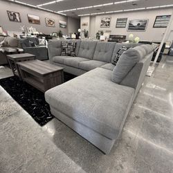 2 PC SECTIONAL 