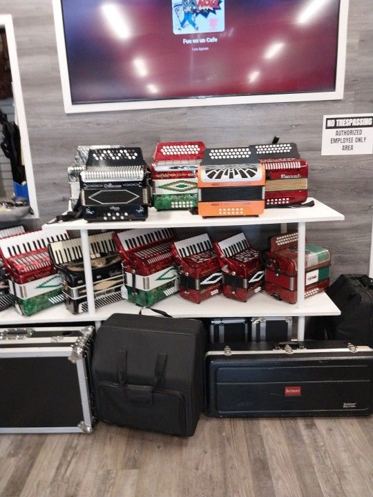 Acordiones En Venta ! Empezando Desde $460