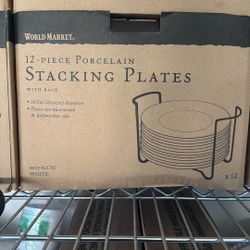 10.5 White Plates 