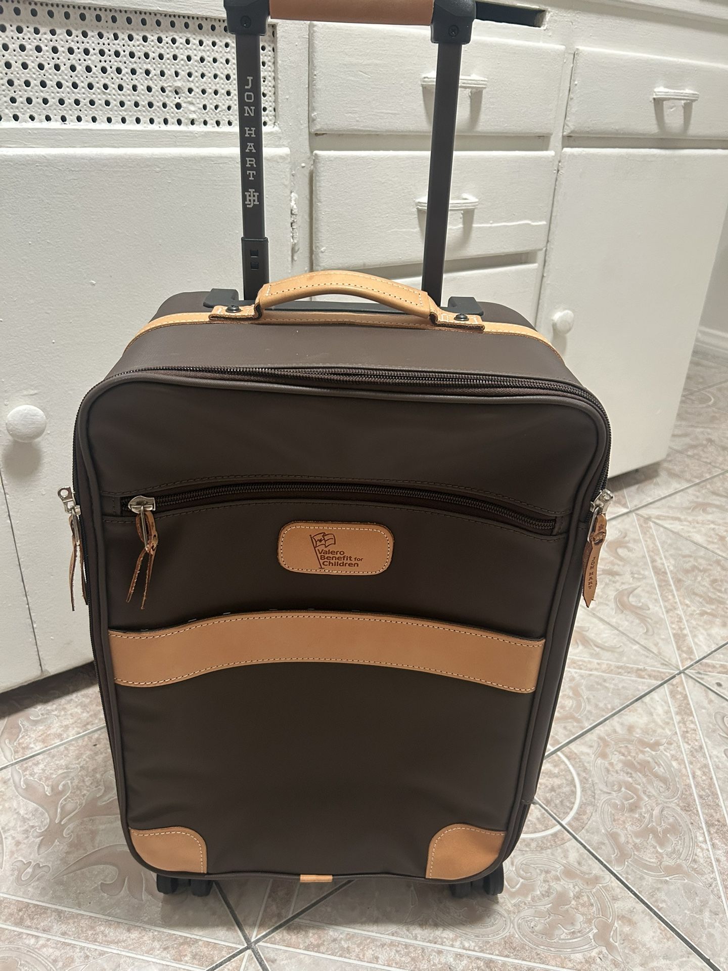 Jon Hart Genuine Leather 360 Carry On Wheels Luggage