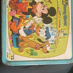 Vintage 1973 Walt Disney World Lunch Box no Thermos