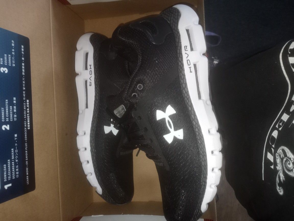 Under Armour Shoes HOVR $25 BRAND NEW