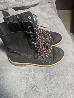 Women's Shoes Size 7 To 7.5