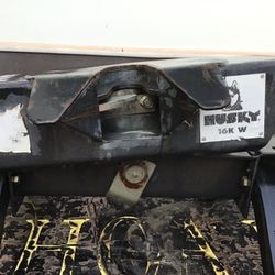 Fifth Wheel Hitch