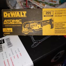 DeWalt Atomic Compact Series Oscillating Multi Tool