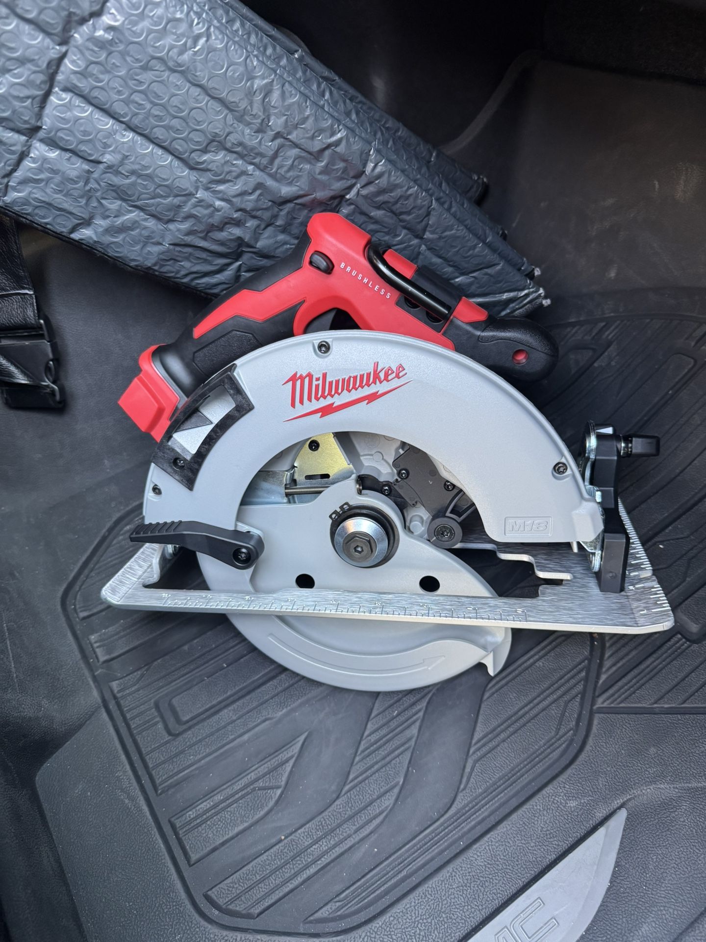Milwaukee M18 Saw