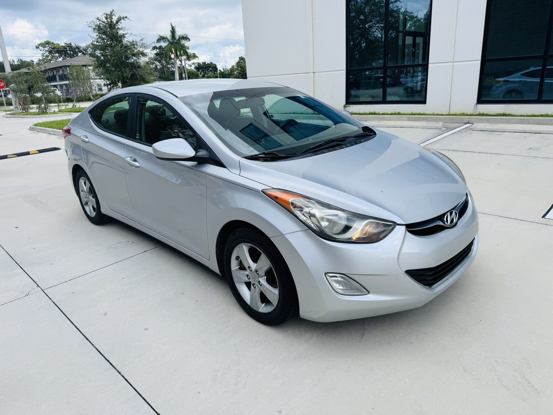 2012 Hyundai Elantra