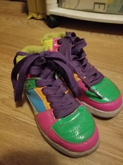 Girls shoes