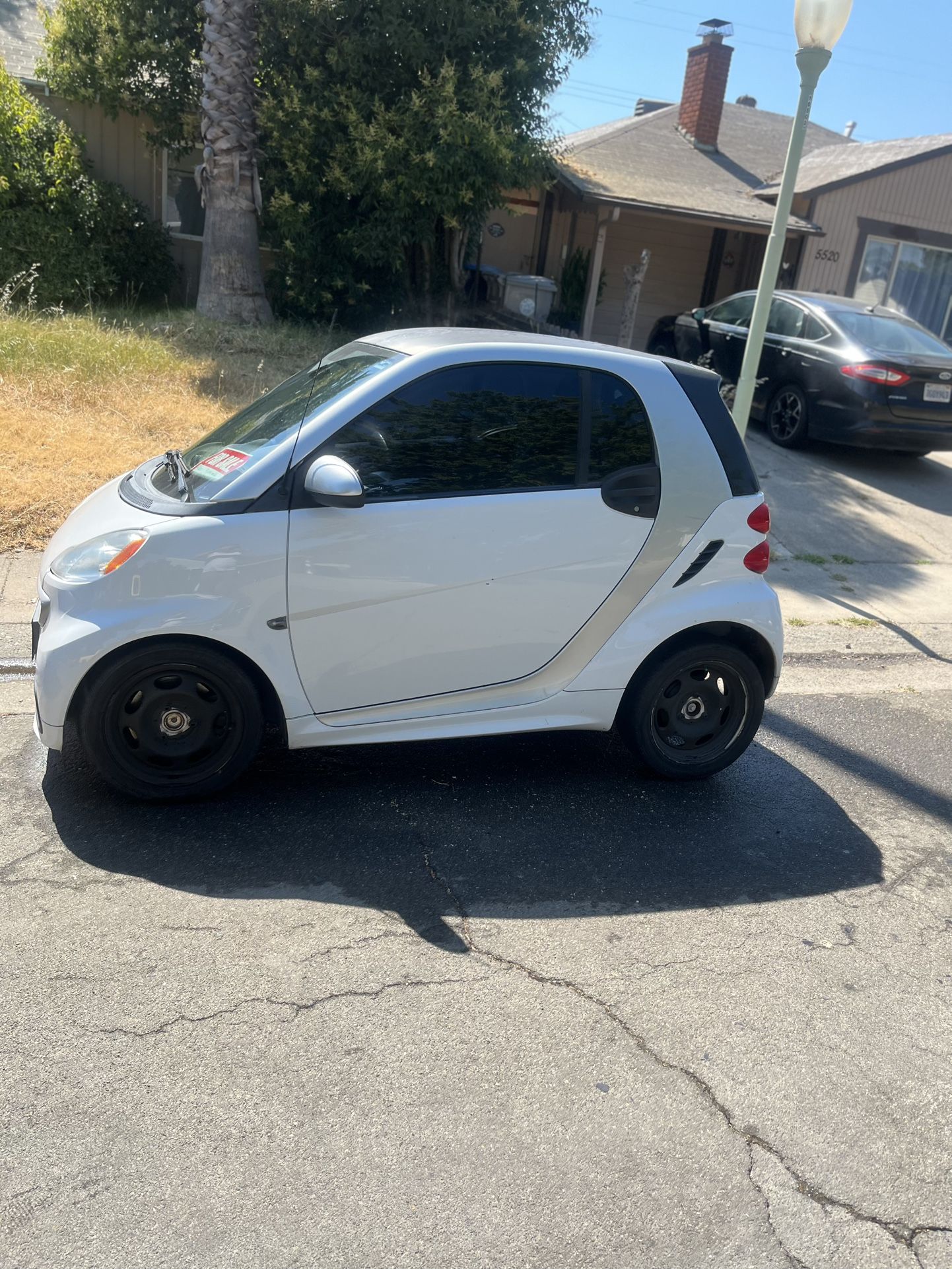 2015 SmartCar ForTwo 112,000 Miles