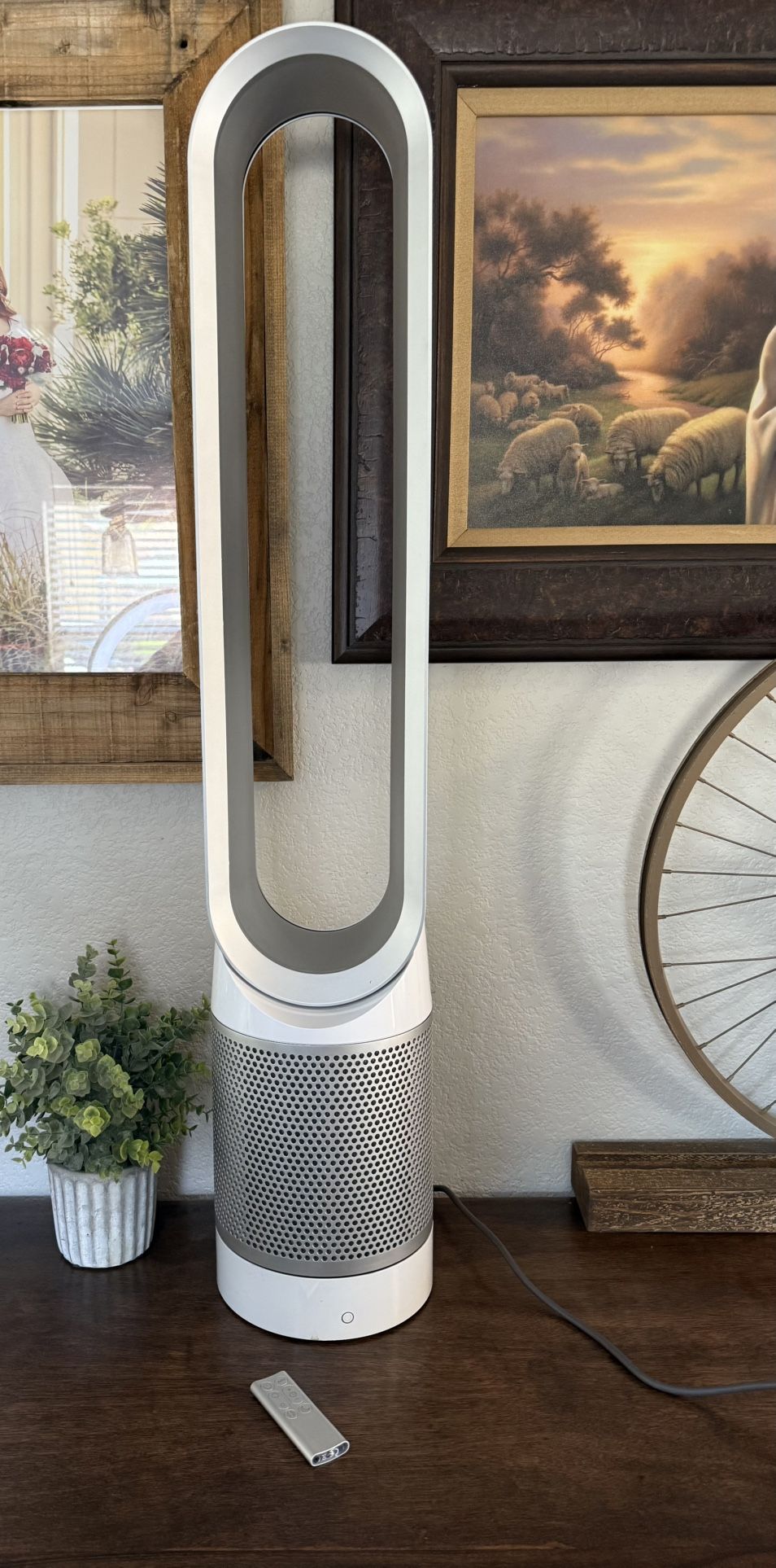 Dyson TP02 Fan Air Purifier With Remote