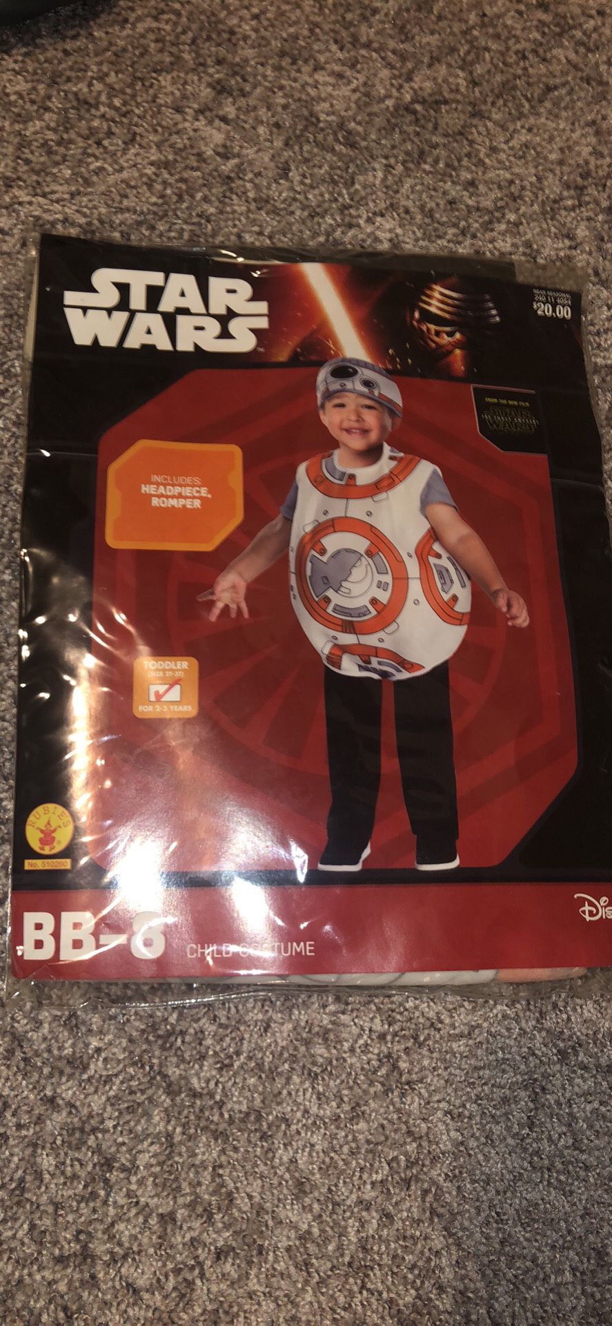 Halloween costumes (2t-3t)