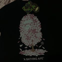 BAPE Sakura Tee 'Black' / Small
