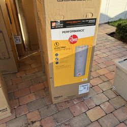 Water Heater , Rheem 40gal