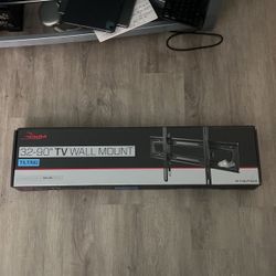 32-90 TV Wall Mount