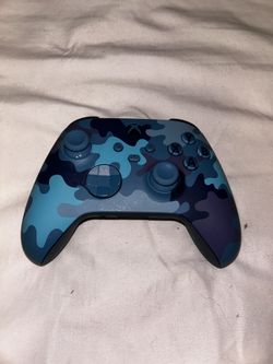 Blue camo Xbox controller
