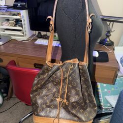 Louis Vuitton Monogram Noe Drawstring Shoulder Bag Bucket Bag - Vintage Authentic