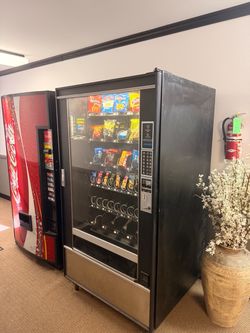 Commercial Snack Vending Machine