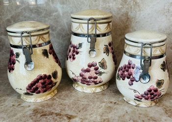 Oneida Veneto Grapes & Vines Porcelain Ceramic Canister Set