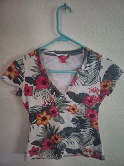 Guess Floral Tropical Button Top - XS