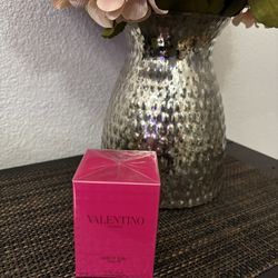 NEW Perfume - Valentino Pink PP (San Diego)