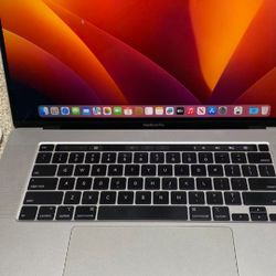 MacBook pro 15 late 2017