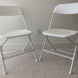 Pair of Indoor/Outdoor Stackable Foldable White Chairs