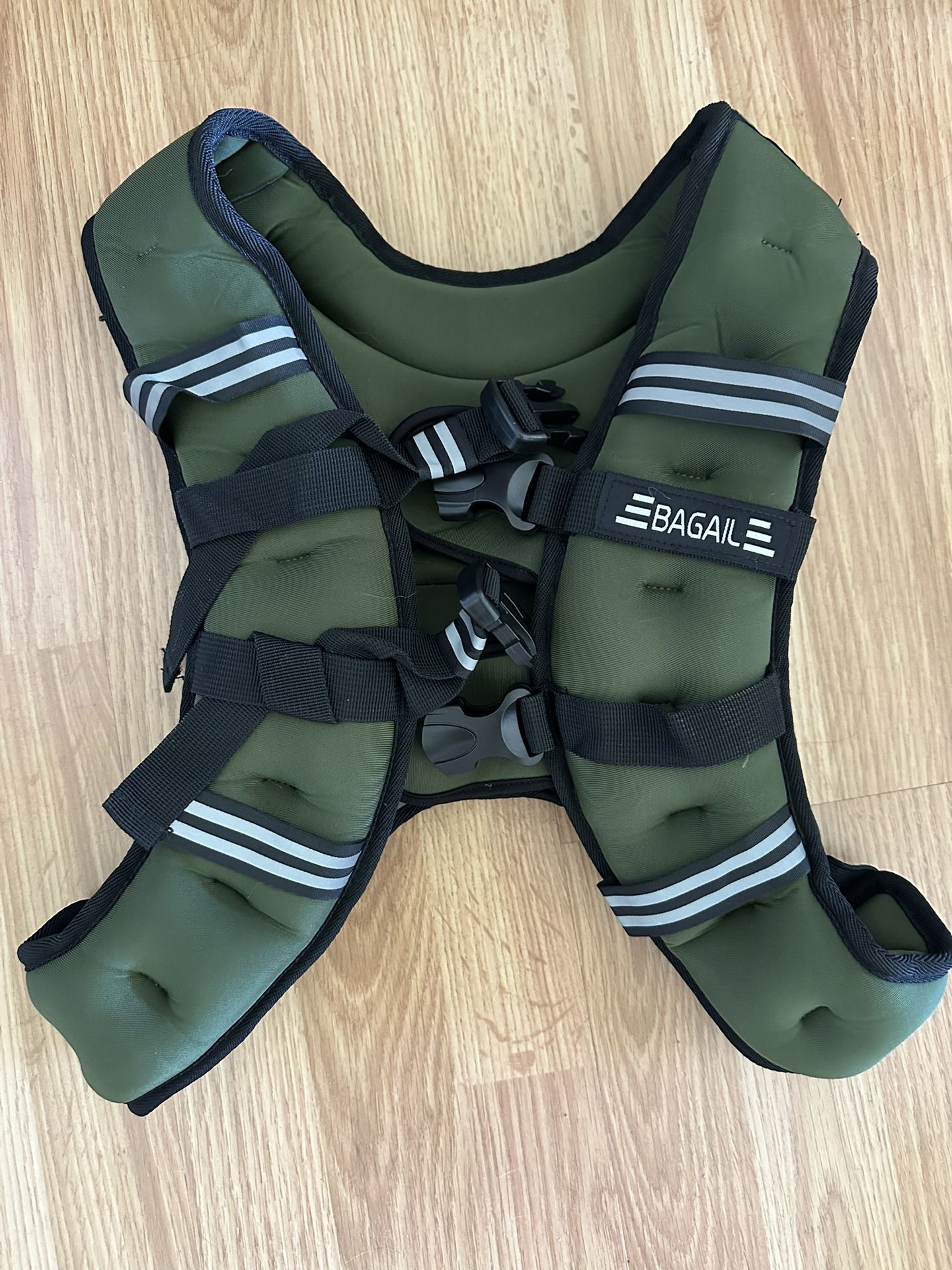New 20lb Weighted Vest