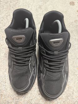 Black Dior B30 