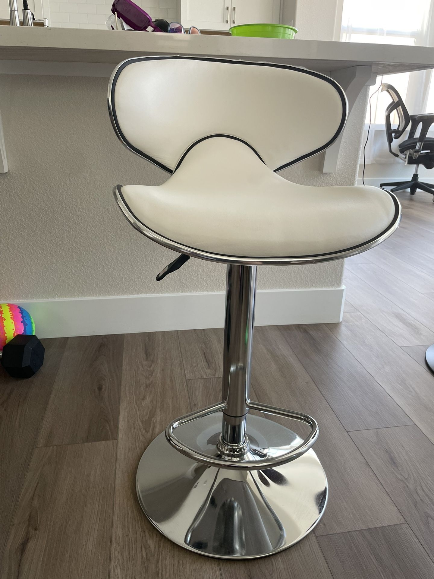 Brand New Bar Stools 3