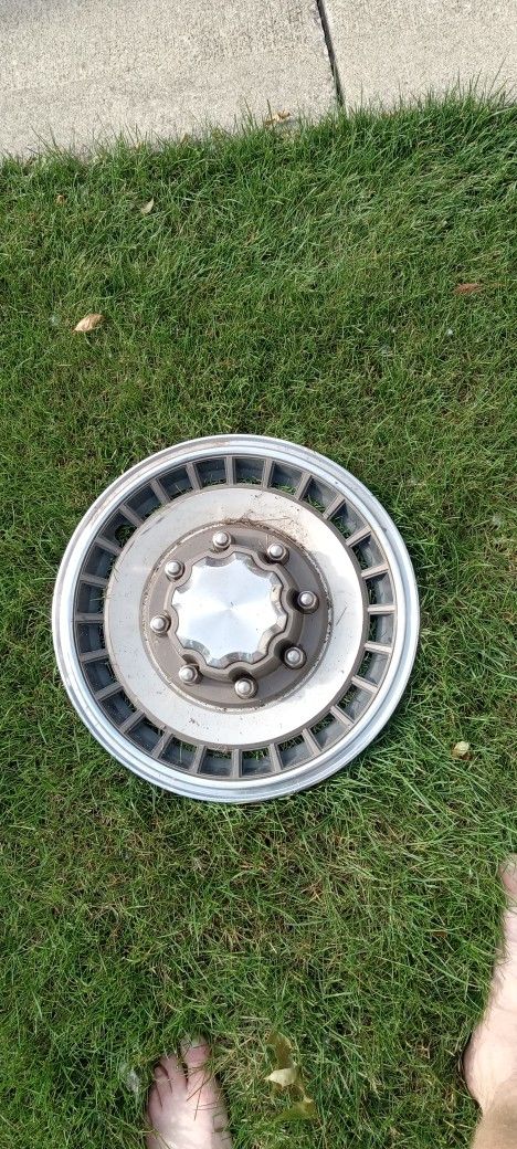 Hubcaps