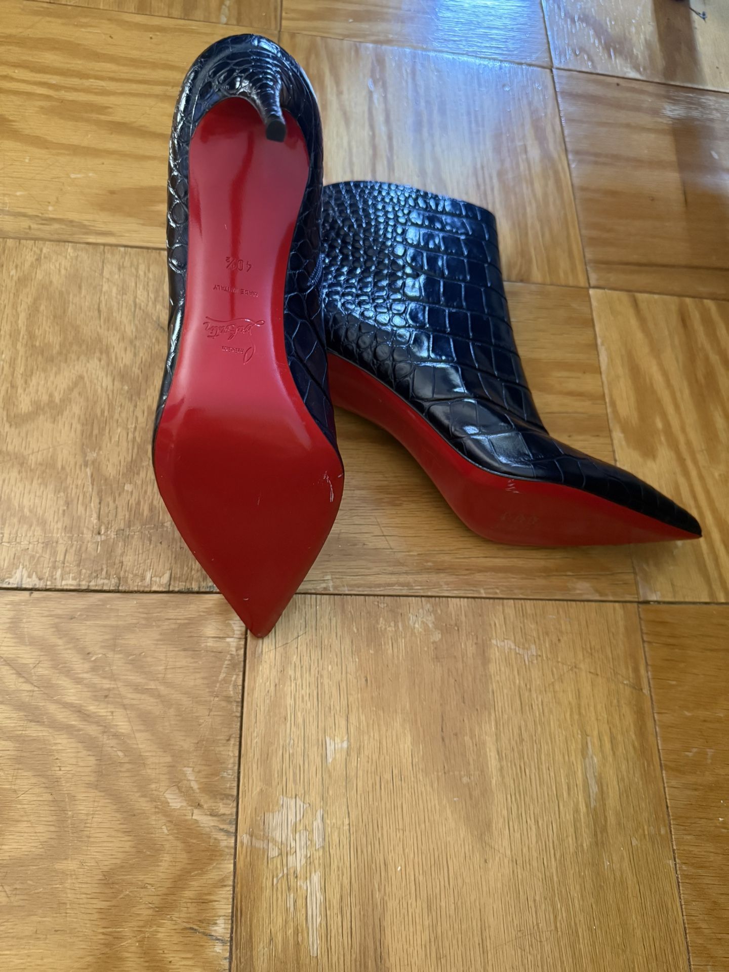 Christian Louboutin - Leather Ankle Boots  - Size 40 1/2