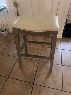 Barstool