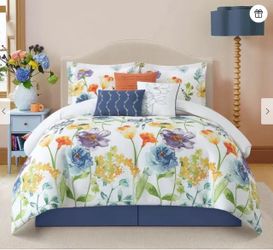 7-Piece Queen Comforter Set – White w/ Multicolor Floral Print